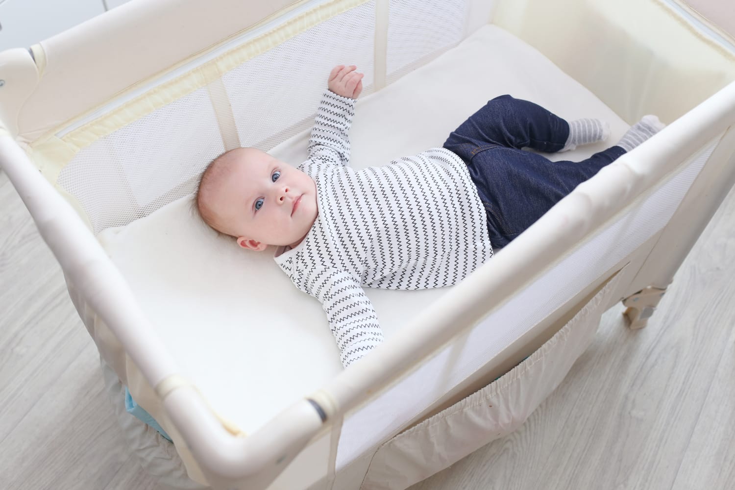 Windream Portable Crib for Bedroom/Travel Blue Star-Newborn Baby Bassinet for Lounger/Nest/Sleep Pod/Cot Bed Breathable & Hypoallergenic Co-Sleeping Baby 0-24 Months 