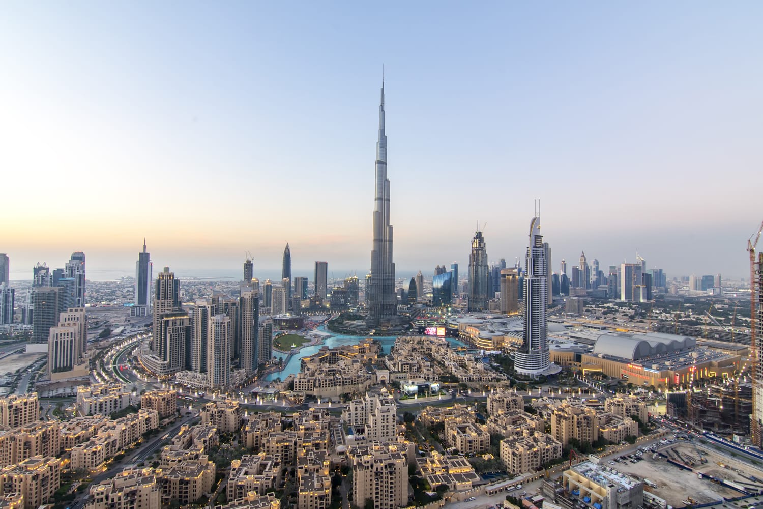 Langit Dubai, Uni Emirat Arab