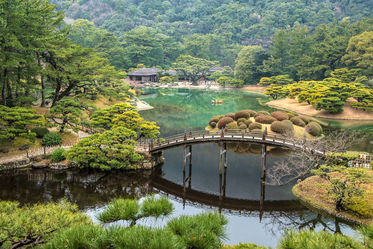 Taman Ritsurin di Jepang