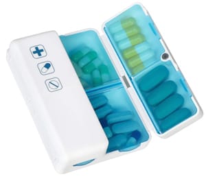 Opret Magnetic Foldable Pill Organizer