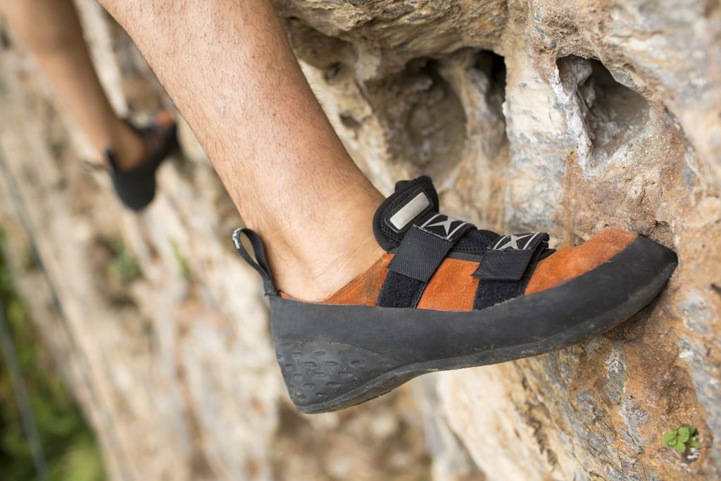 best climbing shoes for big feet