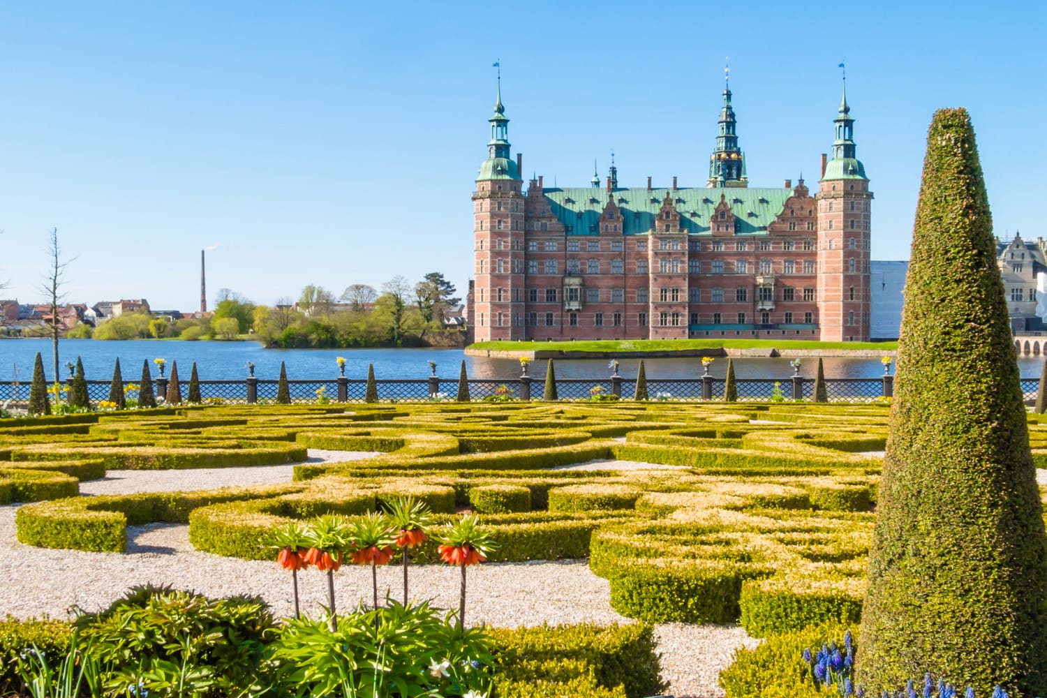 Parc i Palau Frederiksborg Slot, Hillerod, Dinamarca