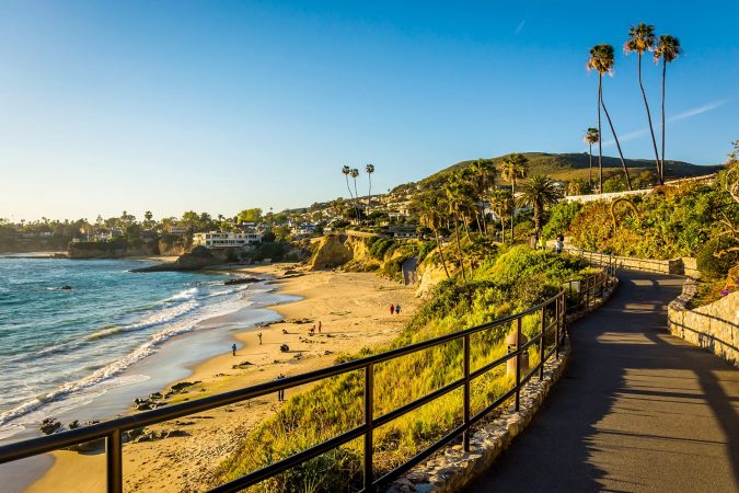 Walkway and view of the Pacific Ocean at Heisler Park, in Laguna Beach, California, USA