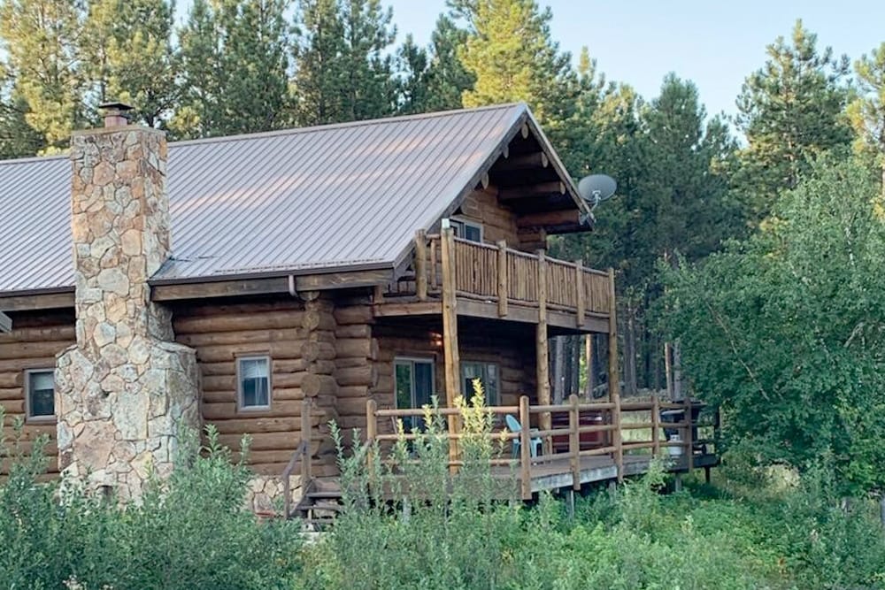Log Cabin in Black Hills, South Dakota, USA