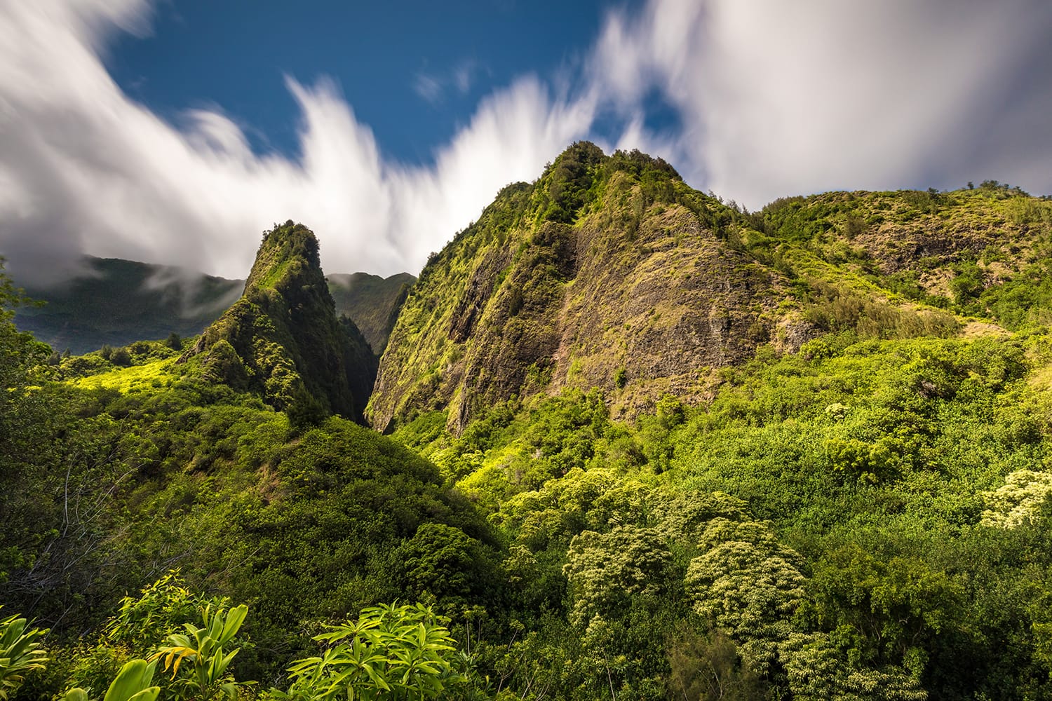 Iao Valley on the tropical Island of Maui, Hawaii.