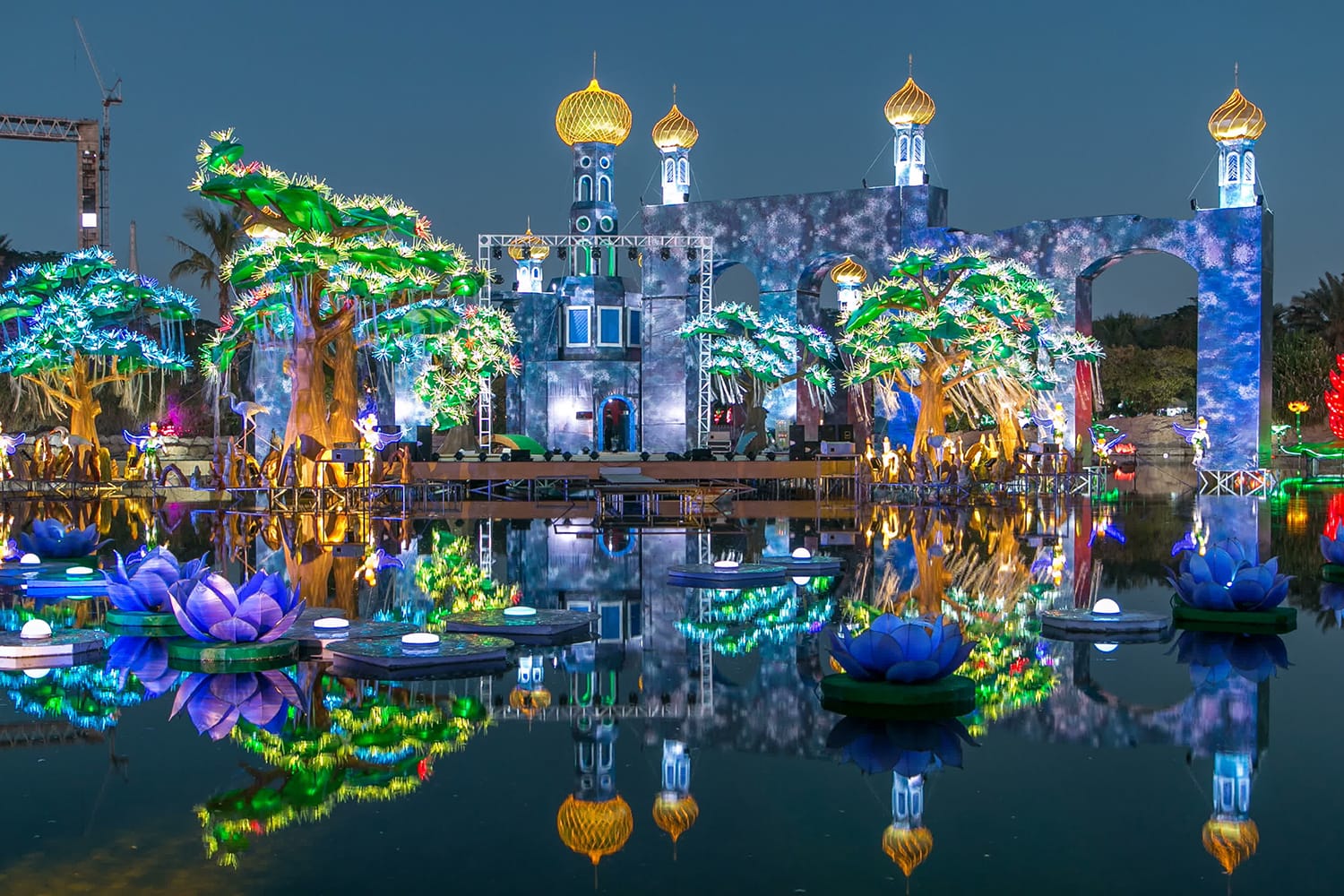 The day to night transition of Dubai Glow Garden