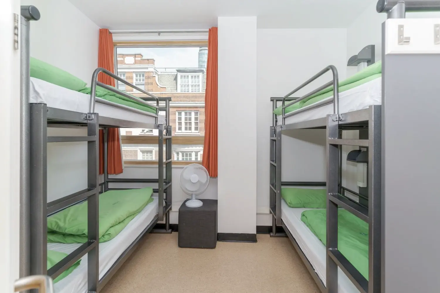 Dorm room at the YHA London Central