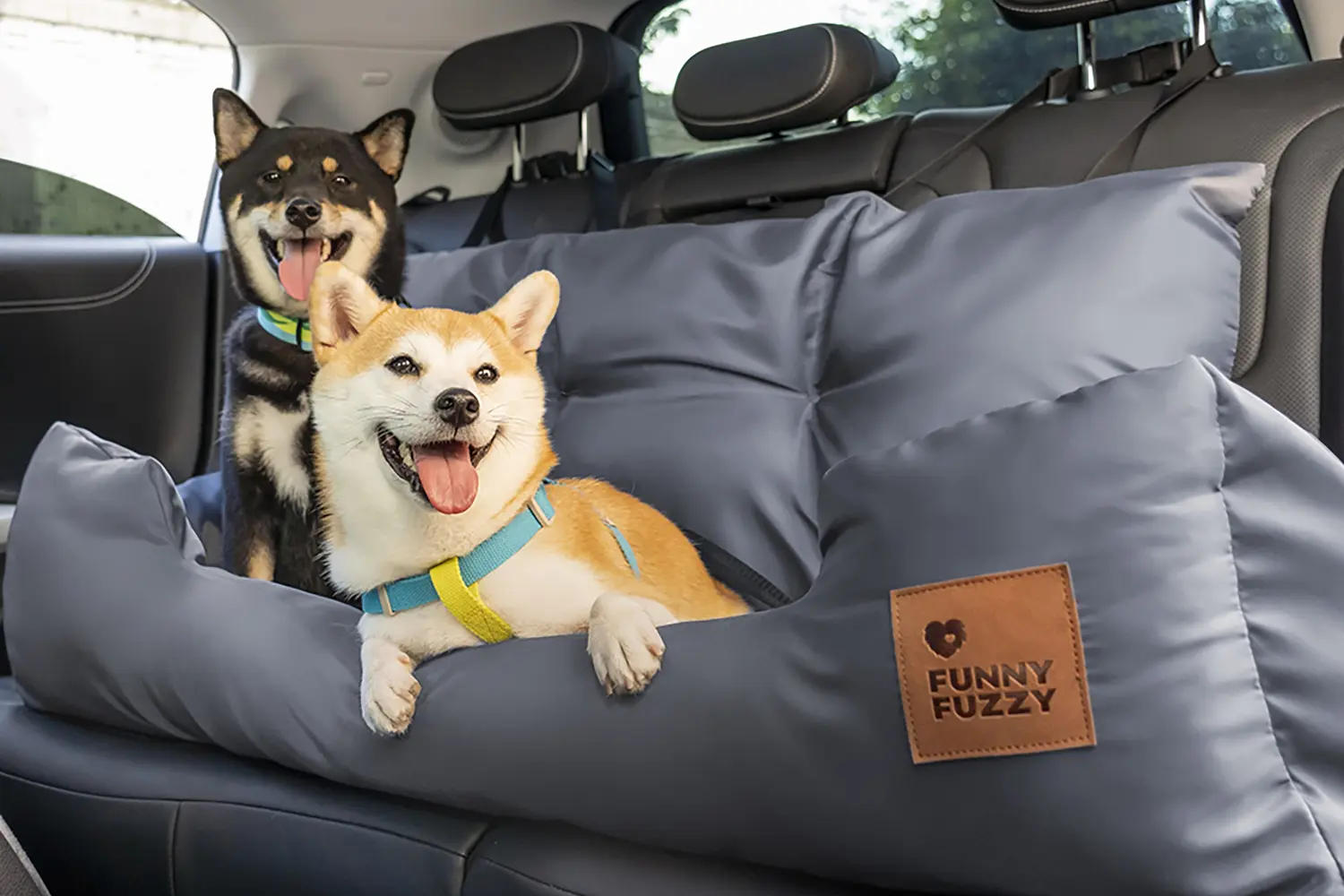 Dog Car Seat from FunnyFuzzy